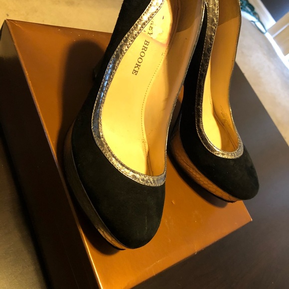 Black suede multi Audrey Brooke heels - Picture 5 of 8